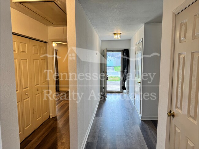 8553 Wisteria Way in Knoxville, TN - Building Photo - Building Photo