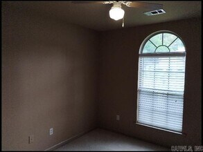8005 Jasmine Cove in Bauxite, AR - Building Photo - Building Photo