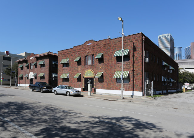 Plaza & Peacock Apartments in Houston, TX - Building Photo - Building Photo