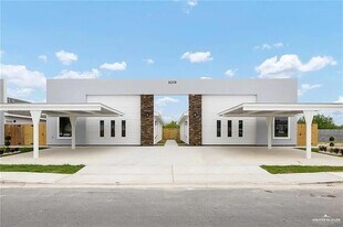 9206 N 56th Ln, Unit 2 in Mission, TX - Building Photo