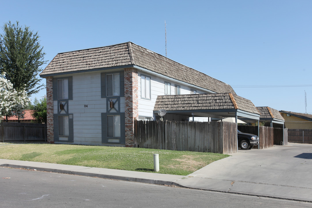 84-96 Faun Pl in Lemoore, CA - Building Photo