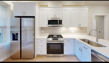 48 Allston St, Unit 3 in Boston, MA - Building Photo - Building Photo