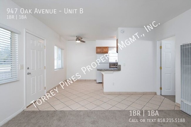 947 Oak Ave in Carlsbad, CA - Building Photo - Building Photo