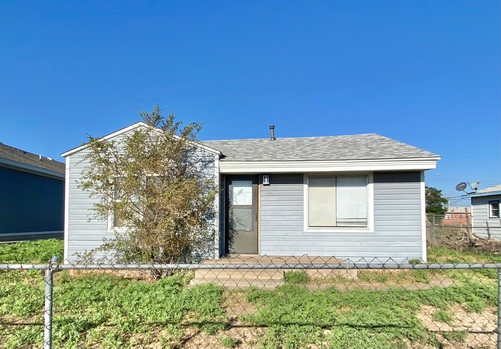2612 Juniper Ave in Lubbock, TX - Building Photo