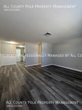 422 Ellerbe Way in Lakeland, FL - Foto de edificio - Building Photo