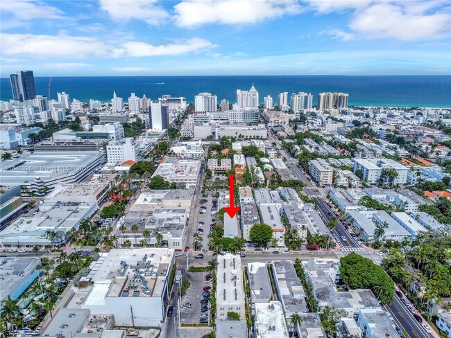 1619 Meridian Ave in Miami Beach, FL - Building Photo - Building Photo