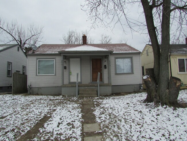 2276 Hiawatha Park Dr, Unit 2276 Hiawatha Park, Columbus OH 43220
