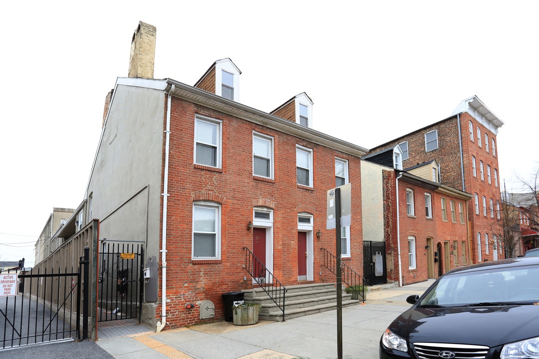 516 S Ann St in Baltimore, MD - Building Photo