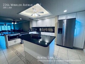 2264 Winkler Ave in Ft. Myers, FL - Building Photo