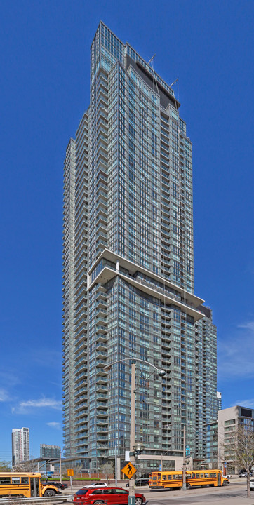 West One in Toronto, ON - Building Photo