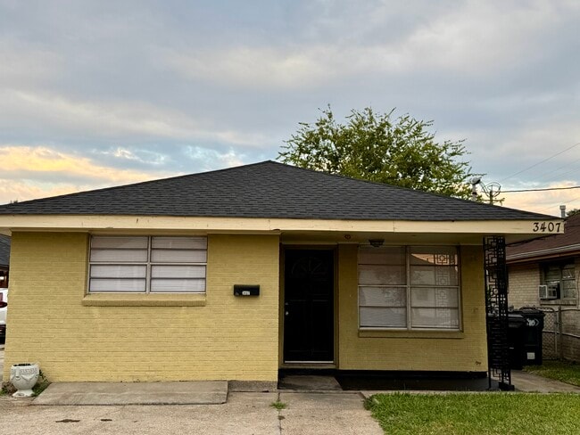 property at 3407 Frenchmen St