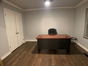 3209 NW 35th St in Oklahoma City, OK - Building Photo - Building Photo