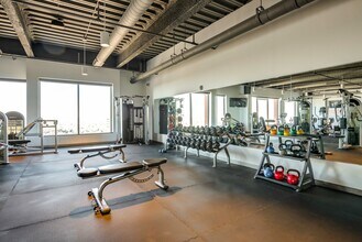 250 High in Columbus, OH - Building Photo - Building Photo