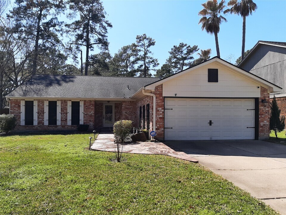 25531 Chapel Ridge Ln in Spring, TX - Foto de edificio