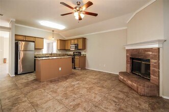 212 Susan Way in Red Oak, TX - Building Photo - Building Photo