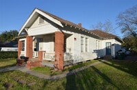 2120 McKee St photo'