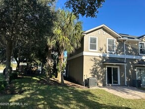 105 Leese Dr in Fruit Cove, FL - Building Photo - Building Photo