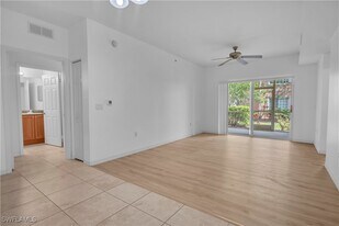 20321 Estero Gardens Cir in Estero, FL - Building Photo