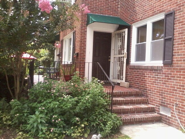 1500 Meads Rd, Unit 1 in Norfolk, VA - Building Photo - Building Photo