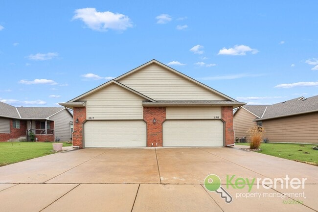 2315 Coolwater St in Kechi, KS - Building Photo - Building Photo