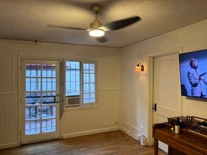 1365 N Corona St, Unit #9 in Denver, CO - Building Photo - Building Photo