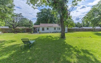 104 Sharyn Ln in Aiken, SC - Building Photo - Building Photo