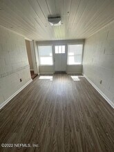 4737 Blount Ave in Jacksonville, FL - Building Photo - Building Photo