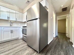 Raven at Park Place in Pinellas Park, FL - Building Photo - Building Photo