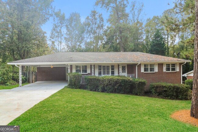 1255 Angelia Dr SW in Mableton, GA - Building Photo - Building Photo