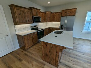 141 S Bluff Ave in Tahlequah, OK - Building Photo - Building Photo