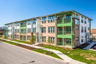 Artisan at Ruiz in San Antonio, TX - Foto de edificio - Building Photo