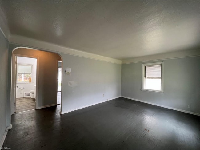 295 Grand Blvd in Bedford, OH - Building Photo - Building Photo