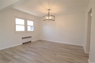 139 Gibson Blvd-Unit -Upper in Valley Stream, NY - Building Photo - Building Photo