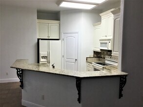 2322 Sean St in New Braunfels, TX - Foto de edificio - Building Photo