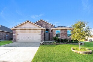 525 Foxhunter St, Unit F19 in Fort Worth, TX - Building Photo