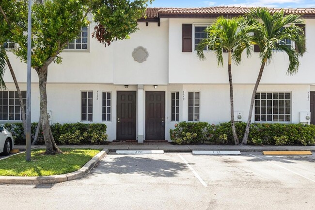4140 Napoli Lake Dr in West Palm Beach, FL - Building Photo - Building Photo