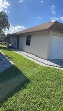 1380 Longarzo Pl in West Palm Beach, FL - Building Photo - Building Photo