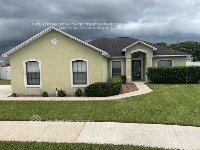 property at 1721 James Pointe Dr