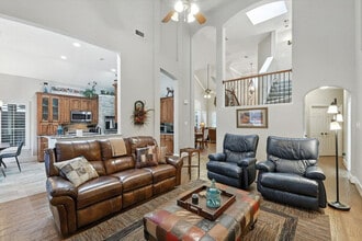 2303 Chapelwood Dr in Lewisville, TX - Building Photo - Building Photo