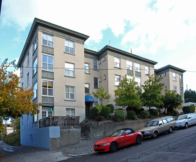 Lindon Apartments in Seattle, WA - Foto de edificio - Building Photo