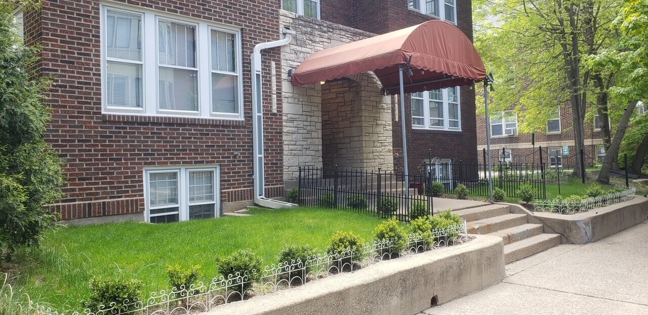3029 Holmes Avenue, Unit 5 in Minneapolis, MN - Building Photo