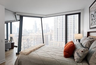 1332 S Michigan Ave, Unit 3011 in Chicago, IL - Building Photo - Building Photo