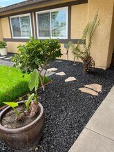 512 E Barton Ave in Lompoc, CA - Building Photo - Building Photo