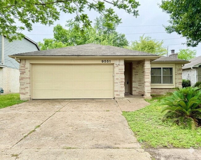 property at 9551 Saffolk Punch Dr