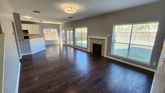 3910 Ashlee Ln in Houston, TX - Building Photo