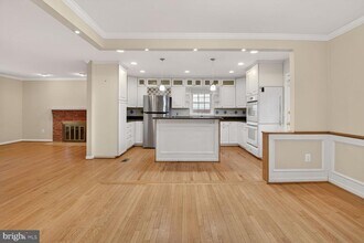 1605 Mary Ellen Ct in McLean, VA - Building Photo - Building Photo