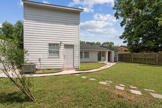 6414 Crestridge St in Houston, TX - Building Photo - Building Photo