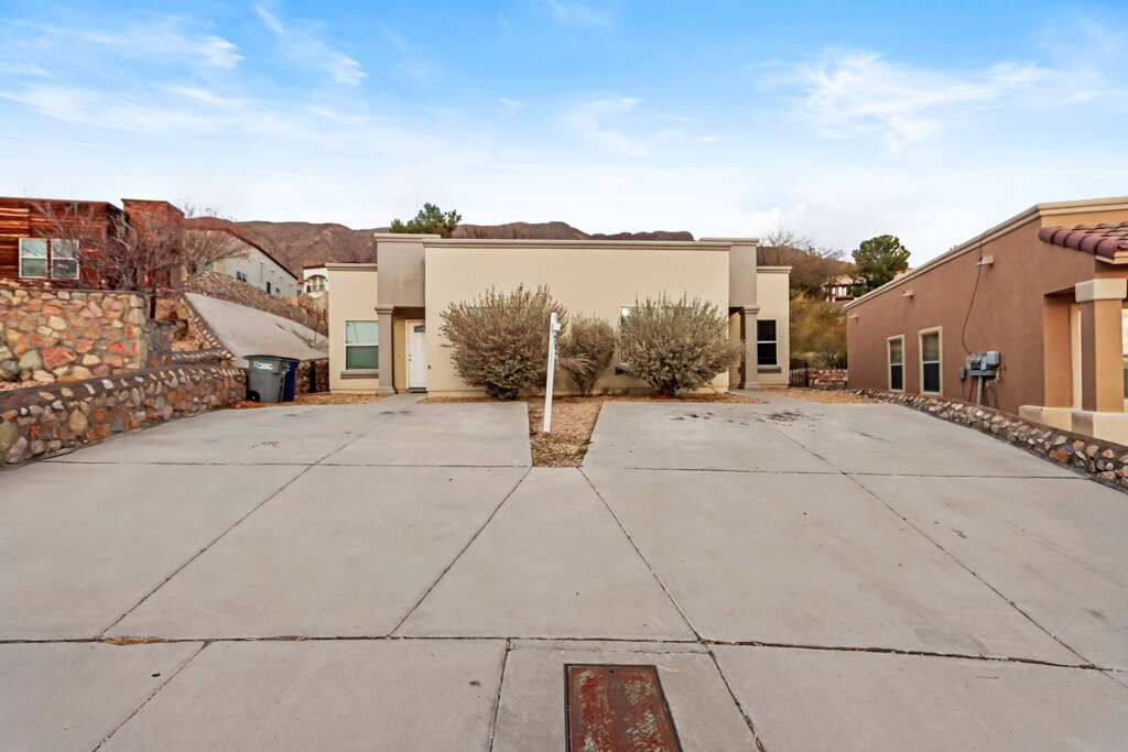 4716 Pistolero Ln in El Paso, TX - Building Photo