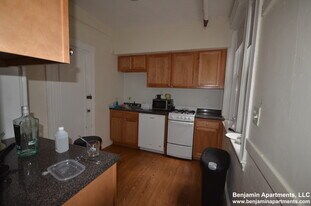 131 Sutherland Rd, Unit A in Boston, MA - Building Photo