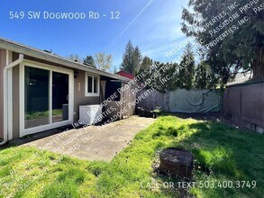 549 SW Dogwood Rd in Estacada, OR - Building Photo - Building Photo